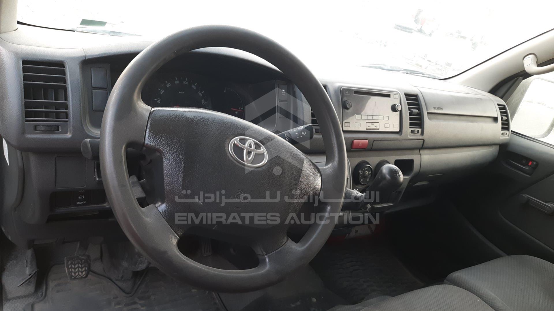 2017 TOYOTA HIACE VIN: JTFHX02P1H0111359