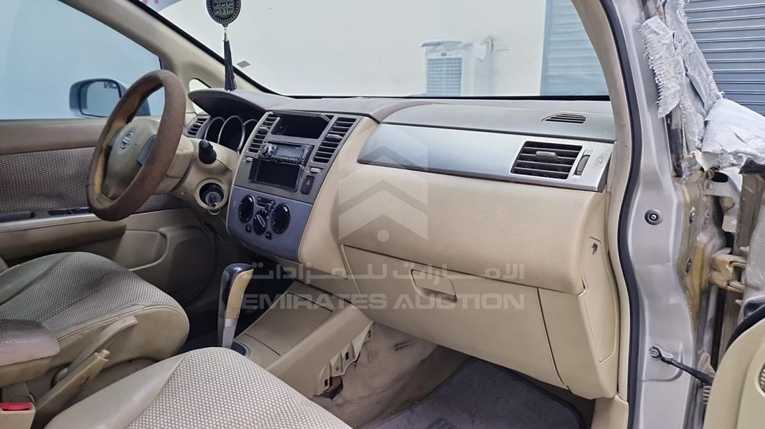 2007 Nissan Tiida — Front Right Passenger Dashboard View — Photo 30