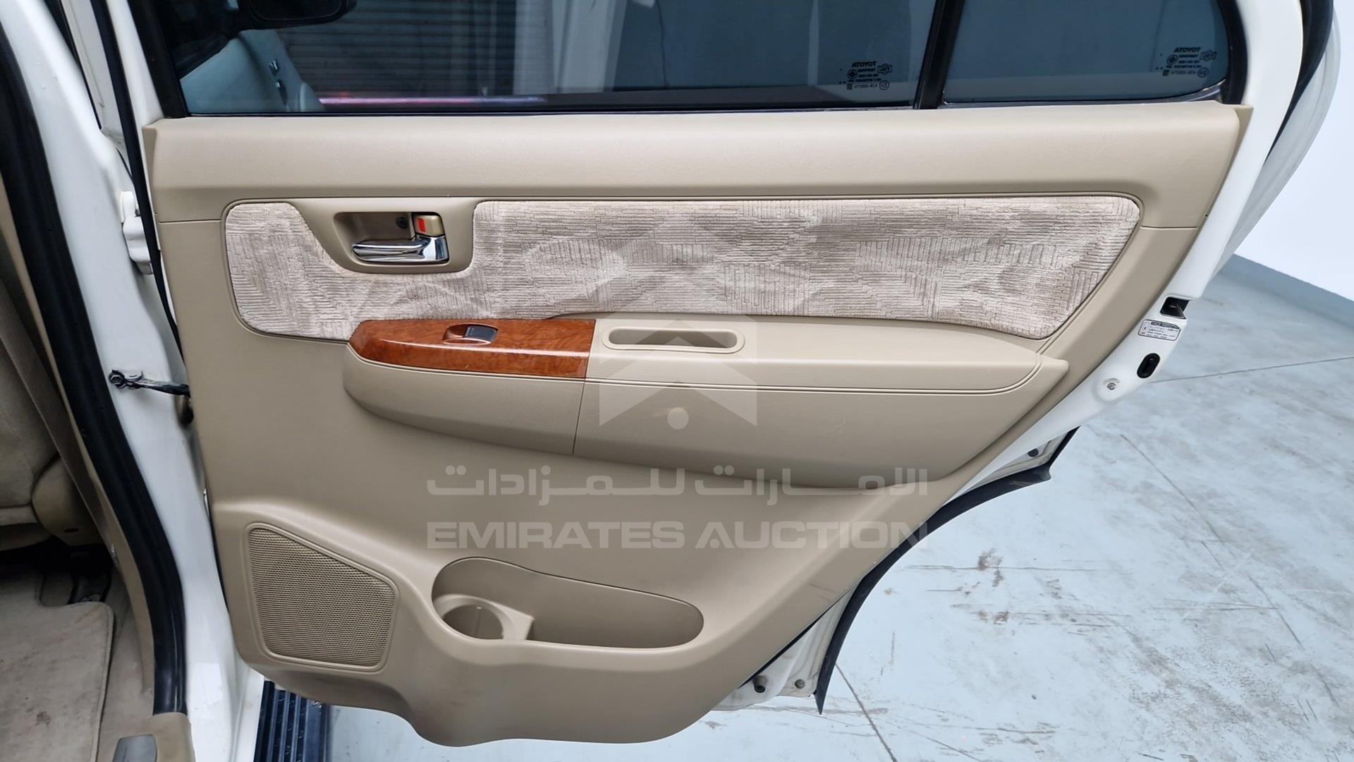 2009 TOYOTA FORTUNER VIN: MHFYU59G497009619