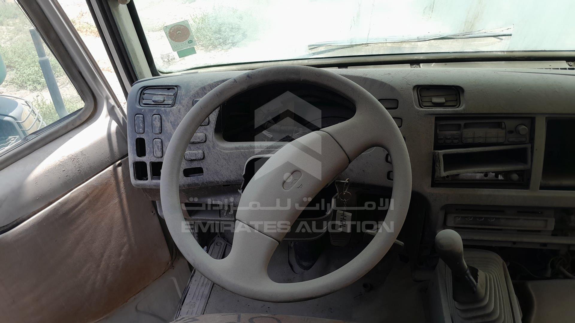 2005 MITSUBISHI ROSA VIN: JL5B3J6P15PD01674