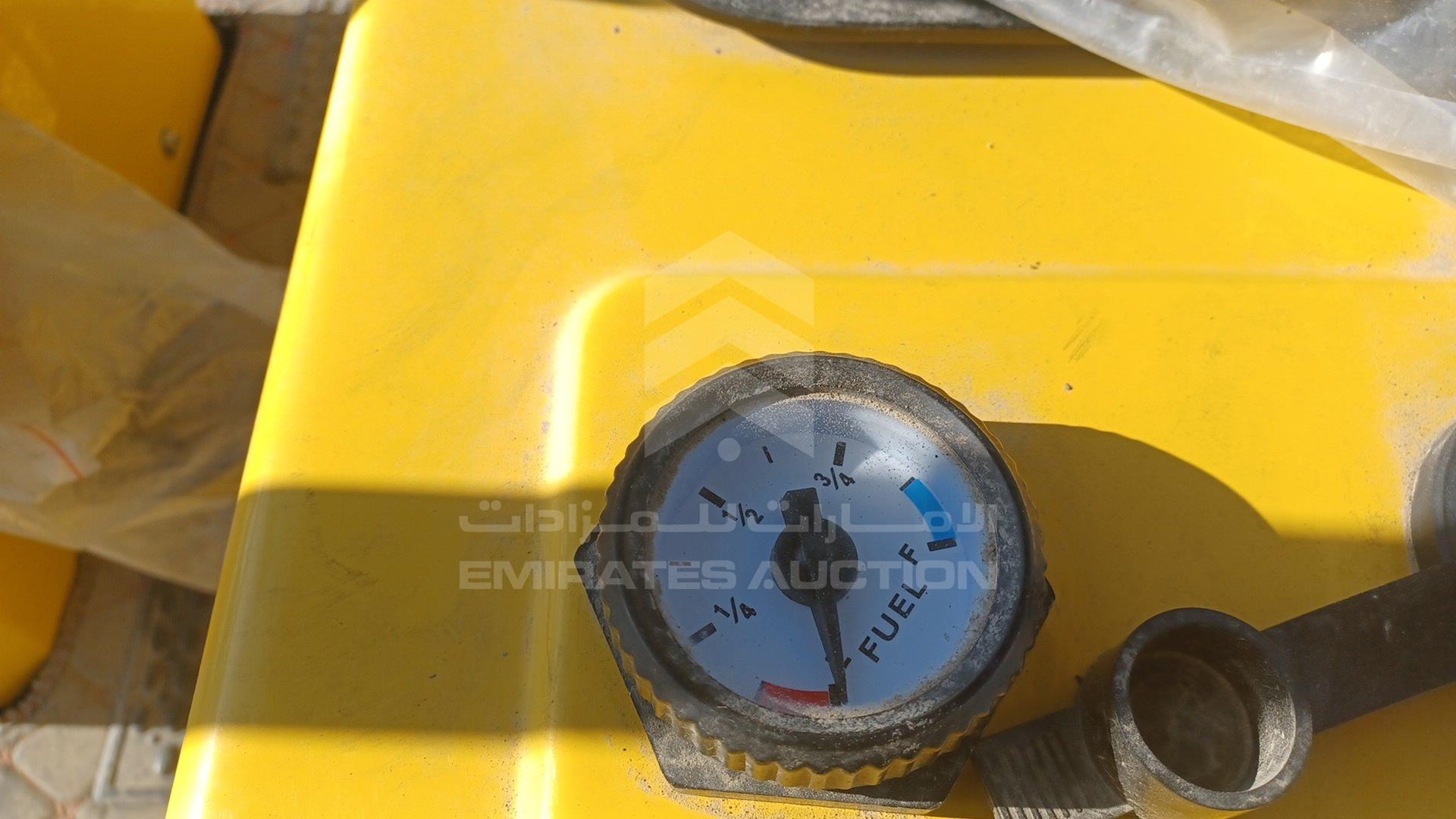 2024 EXCAVATOR --- VIN: SLP241718230