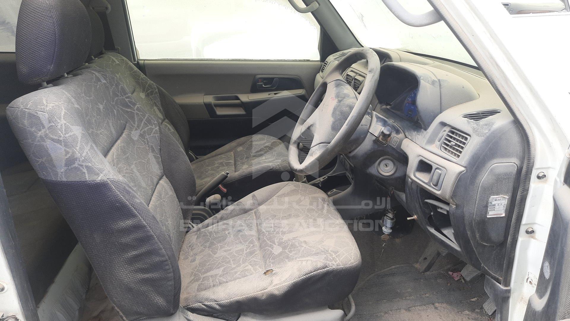 2005 MITSUBISHI PAJERO VIN: H66W-0015385