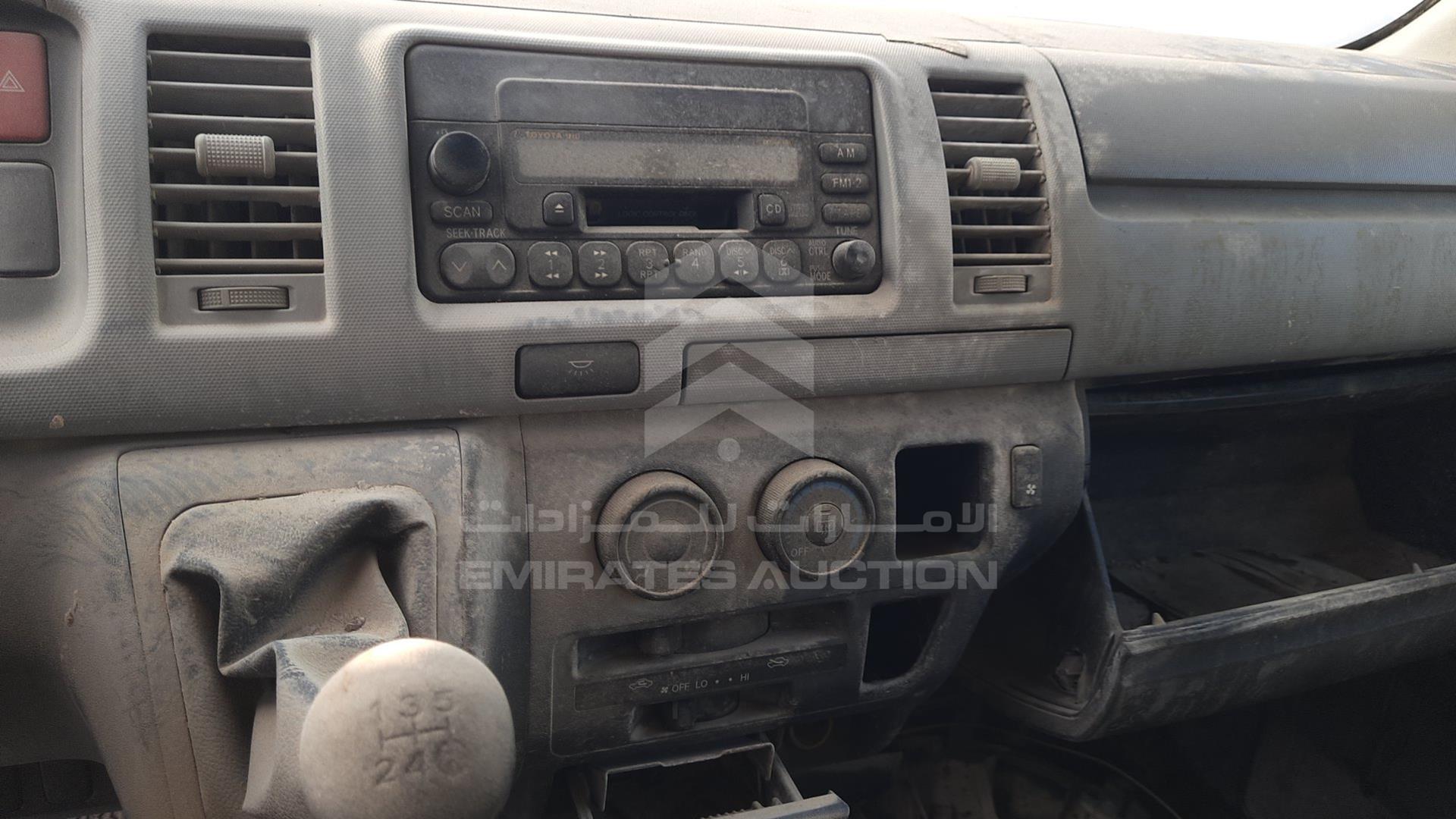 2007 TOYOTA HIACE VIN: JTGJX02P070009319