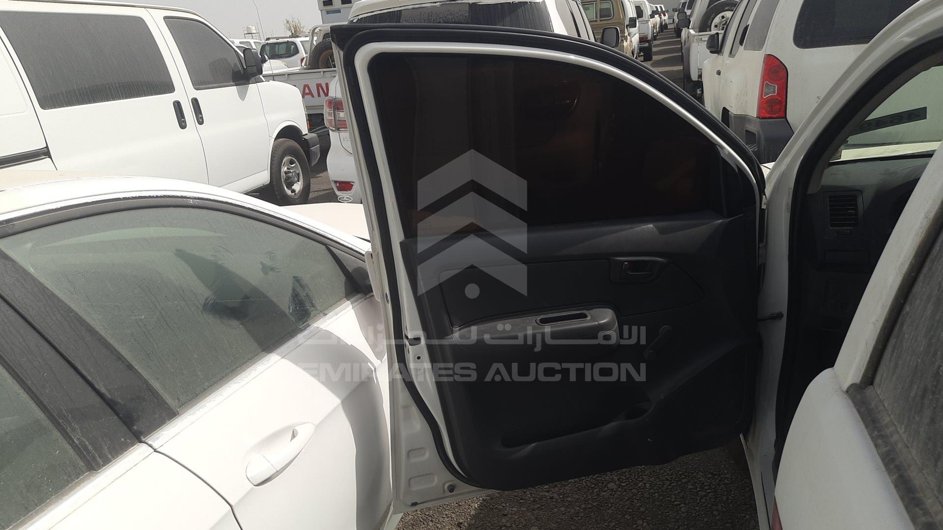 2014 TOYOTA HILUX VIN: MR0EX12G9E2346692