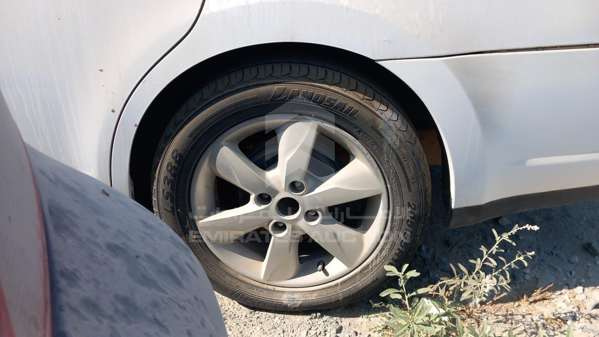 2011 NISSAN TIIDA VIN: 3N1BC1A80BL384686