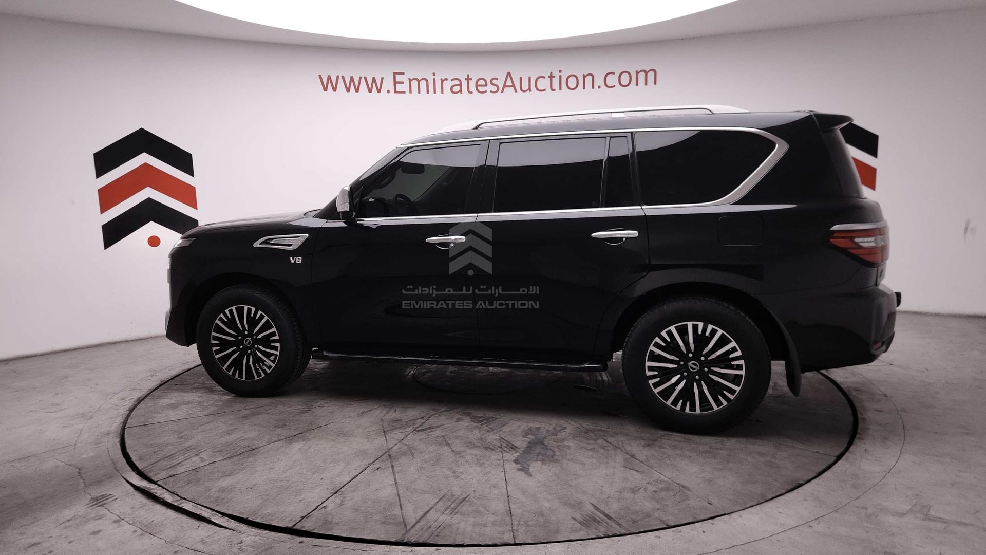 2011 INFINITI QX56 VIN: JN8AZ2ND5B9701783