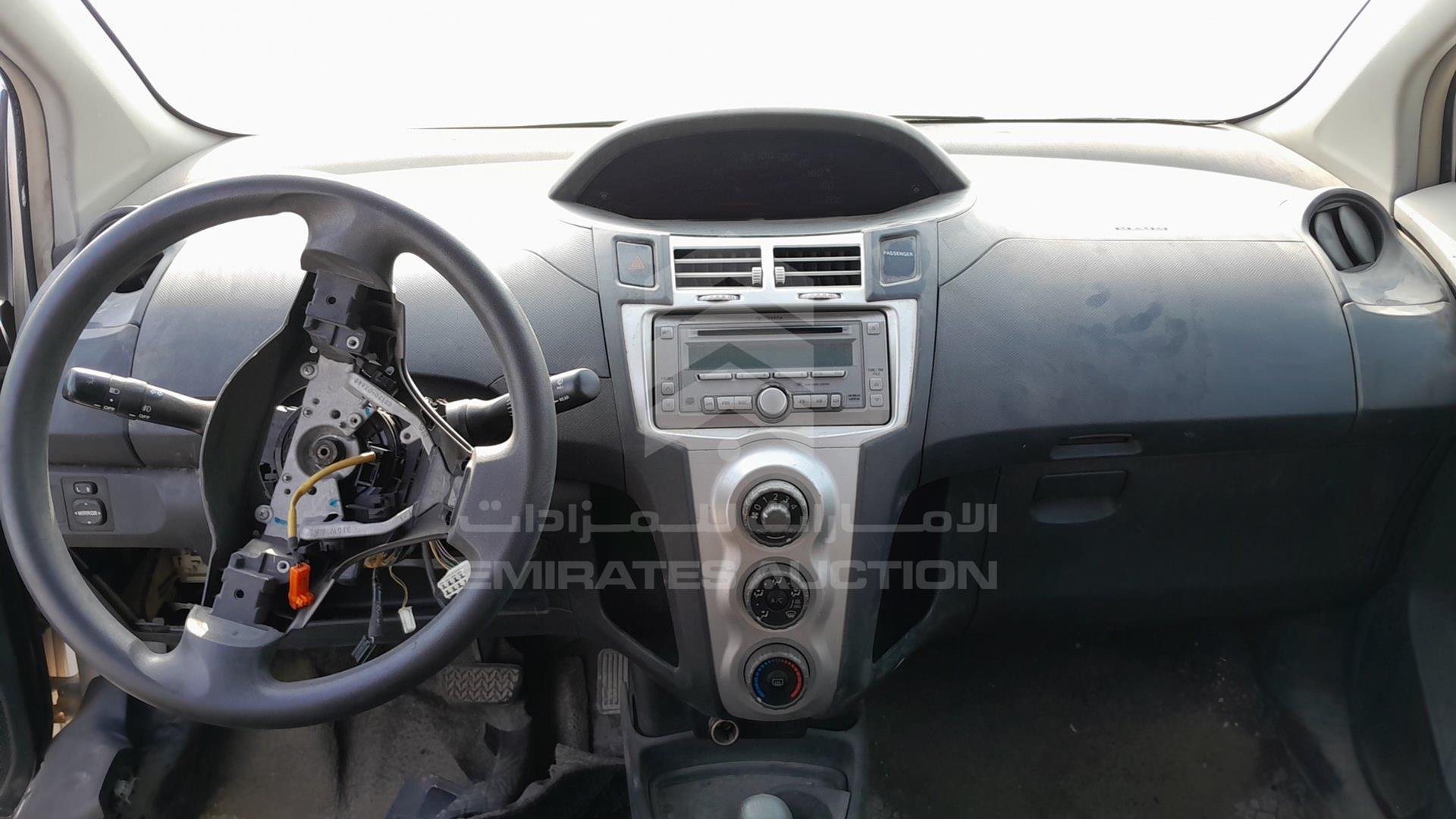 2007 TOYOTA YARIS VIN: JTDKW923675047131