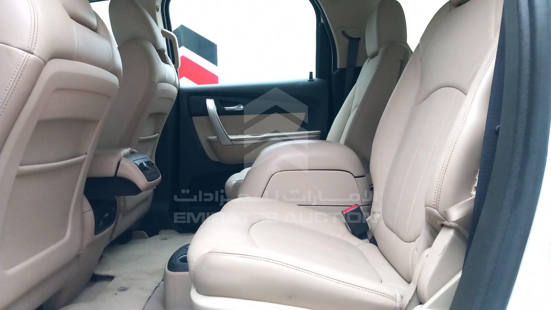 2011 GMC ACADIA VIN: 1GKKV8ED1BJ350307