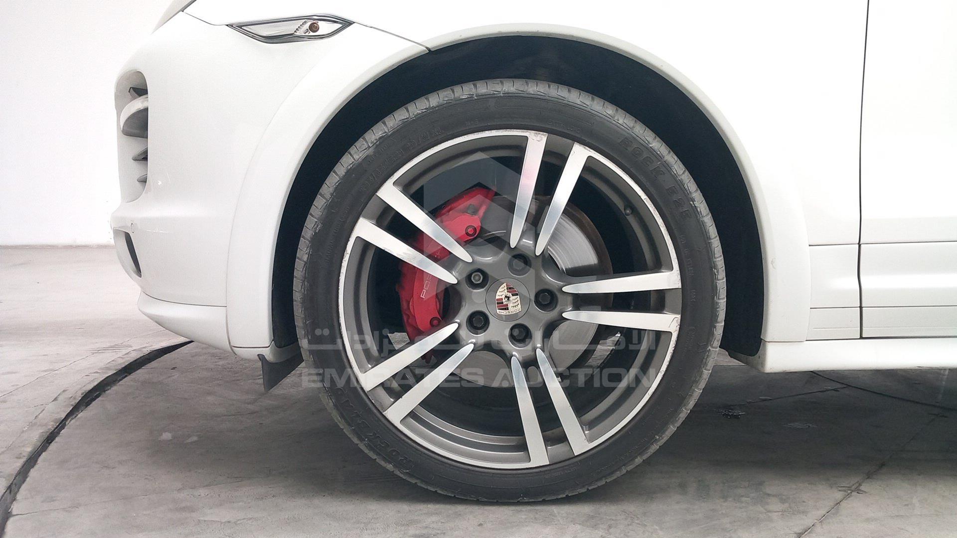 2013 PORSCHE CAYENNE VIN: WP1ZZZ92ZDLA71912