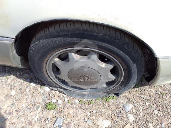 Lexus LS400 1993 JT8UF11E7P0147909 Image 31