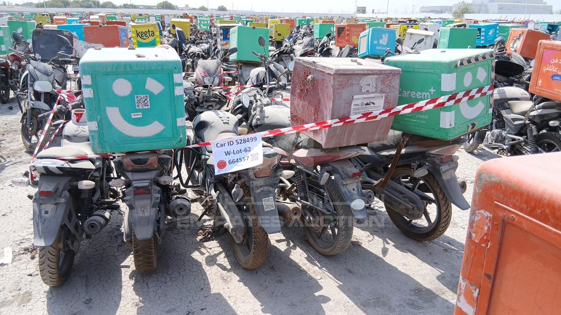 5 Motorbikes — Rear View — Photo 9