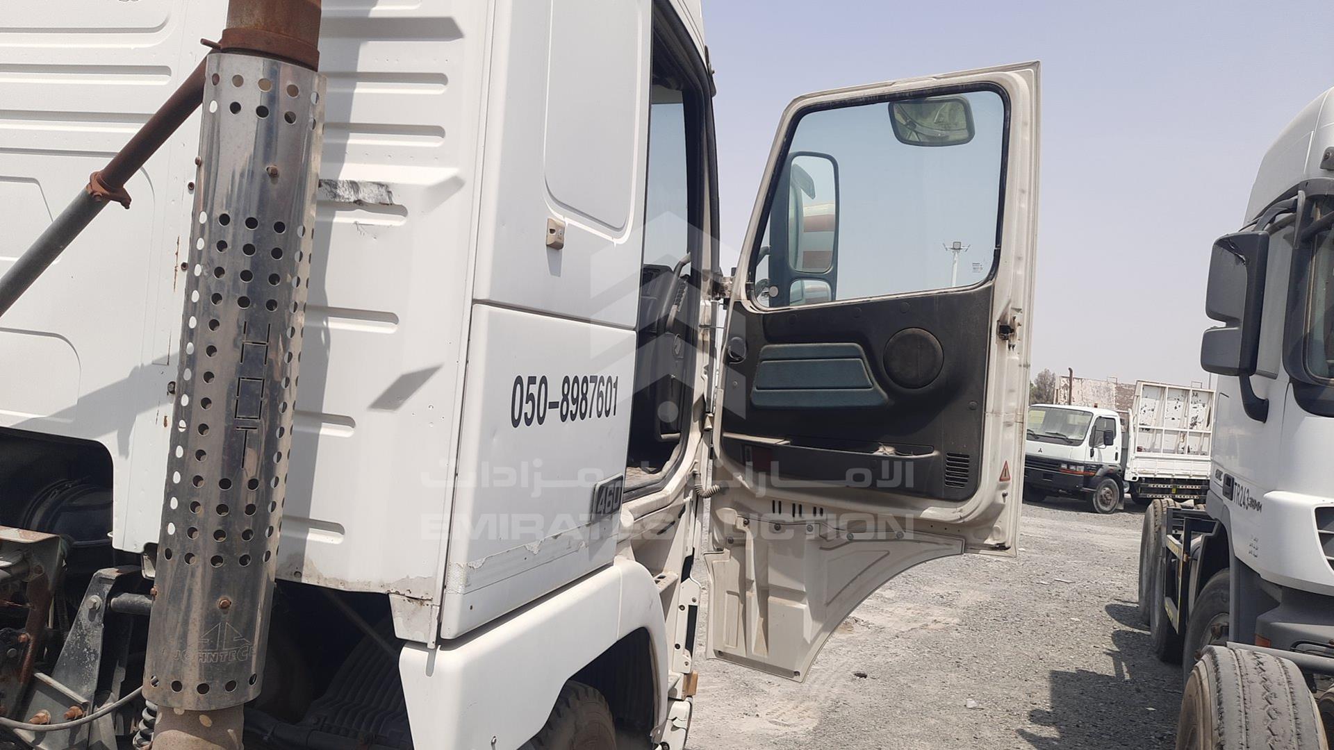 2000 VOLVO FH12 VIN: YV2A4DBA2YB238623
