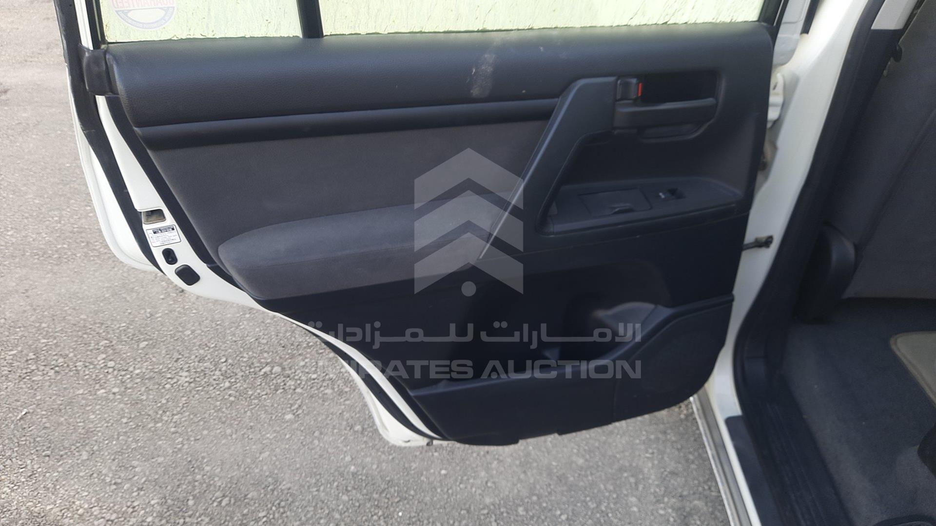 2012 TOYOTA LAND CRUISER VIN: JTMDU09J0C5057615
