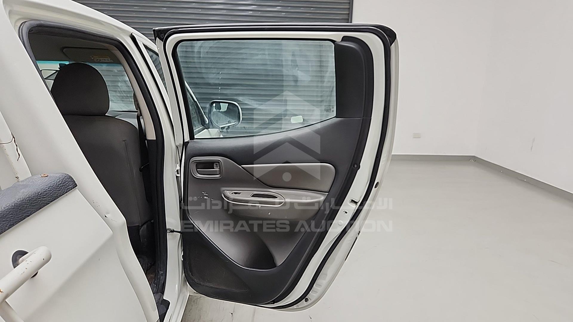 2016 MITSUBISHI L 200 VIN: MMBJNKL40GH065648