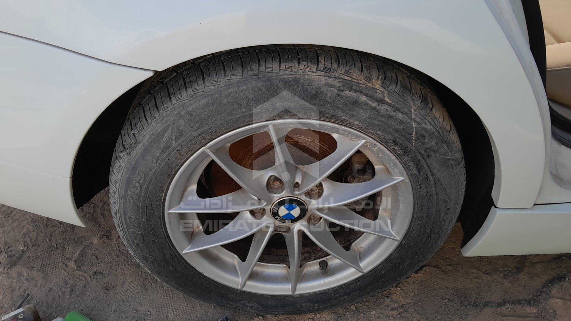 2011 BMW 320I VIN: WBAPG5105BA846365