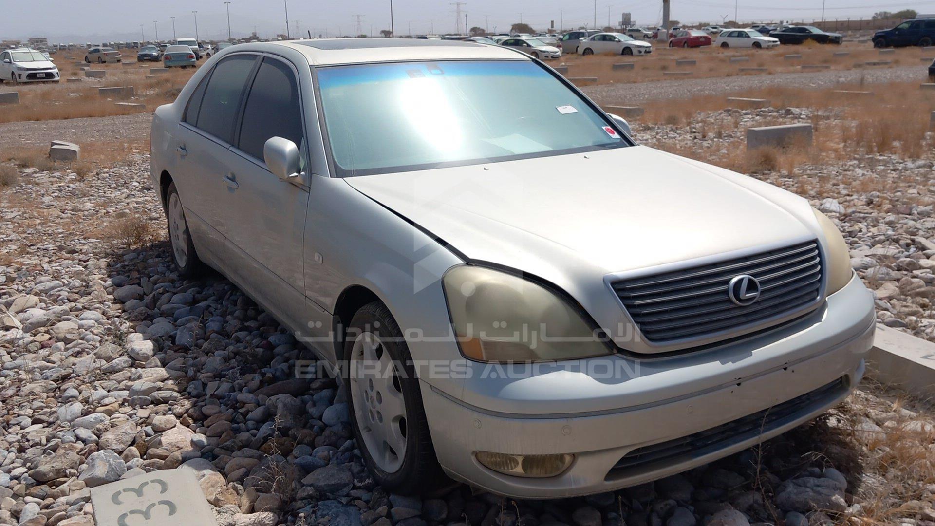 2002 LEXUS LS 430 VIN: JTHBN30F700079214