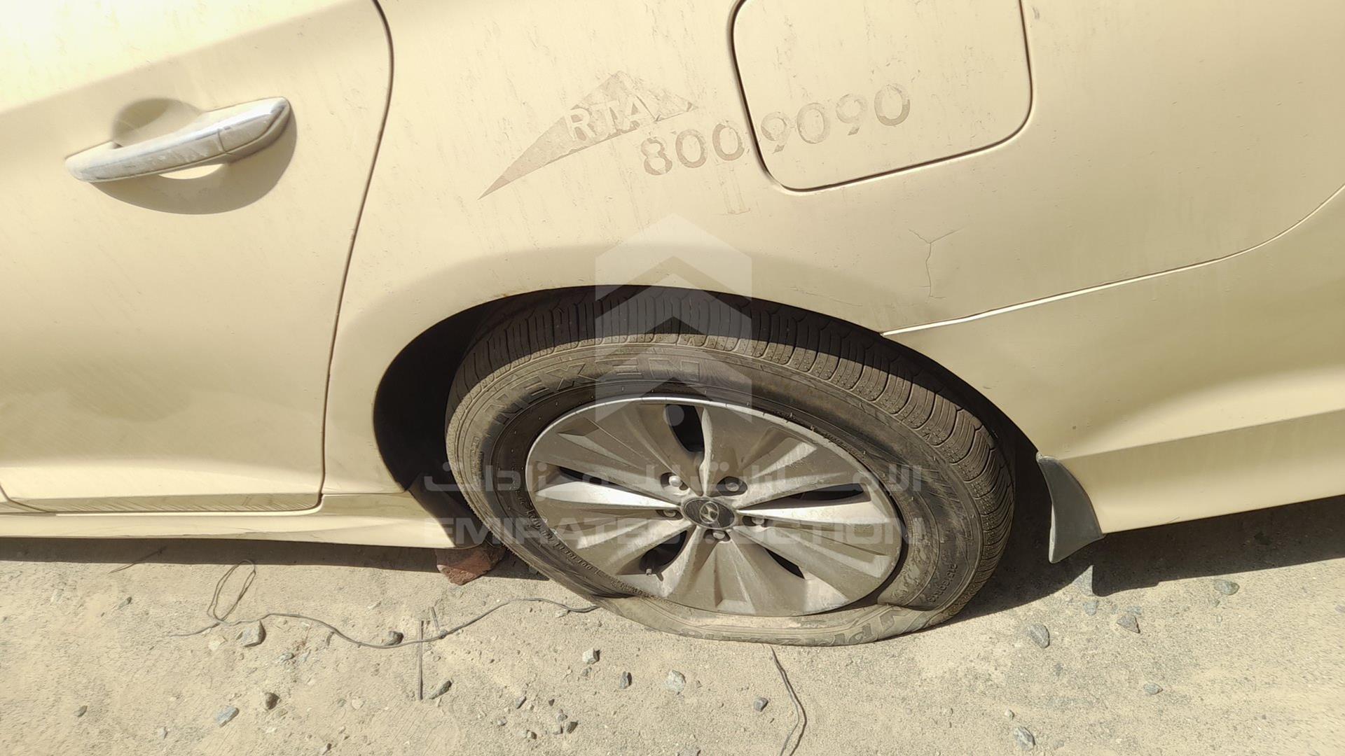2019 HYUNDAI SONATA VIN: KMHE24134KA092903