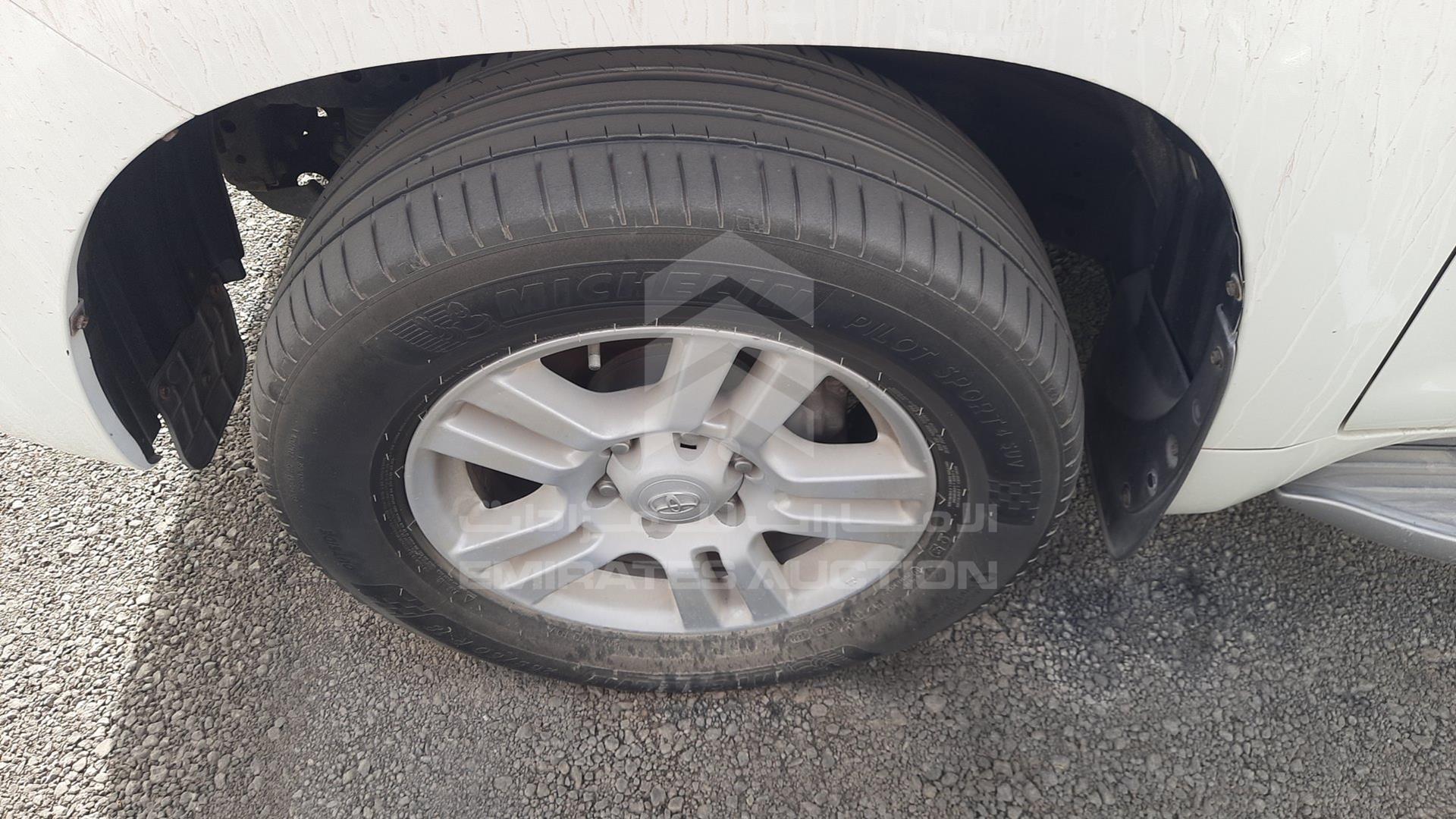 2010 TOYOTA LAND CRUISER PRADO VIN: JTEBU3FJ4AK005749
