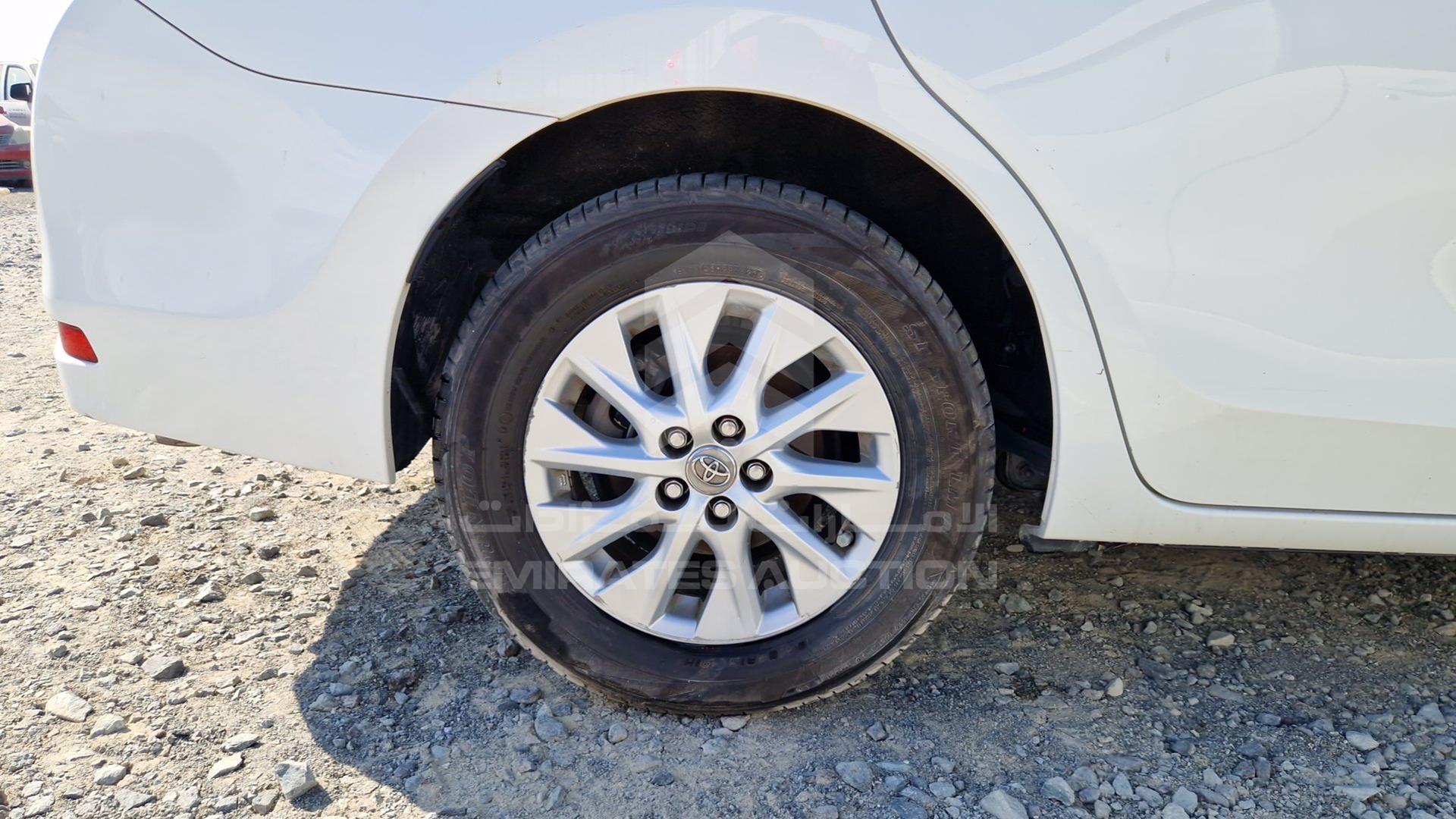 2019 TOYOTA COROLLA VIN: RKLBL9HE4K5267784