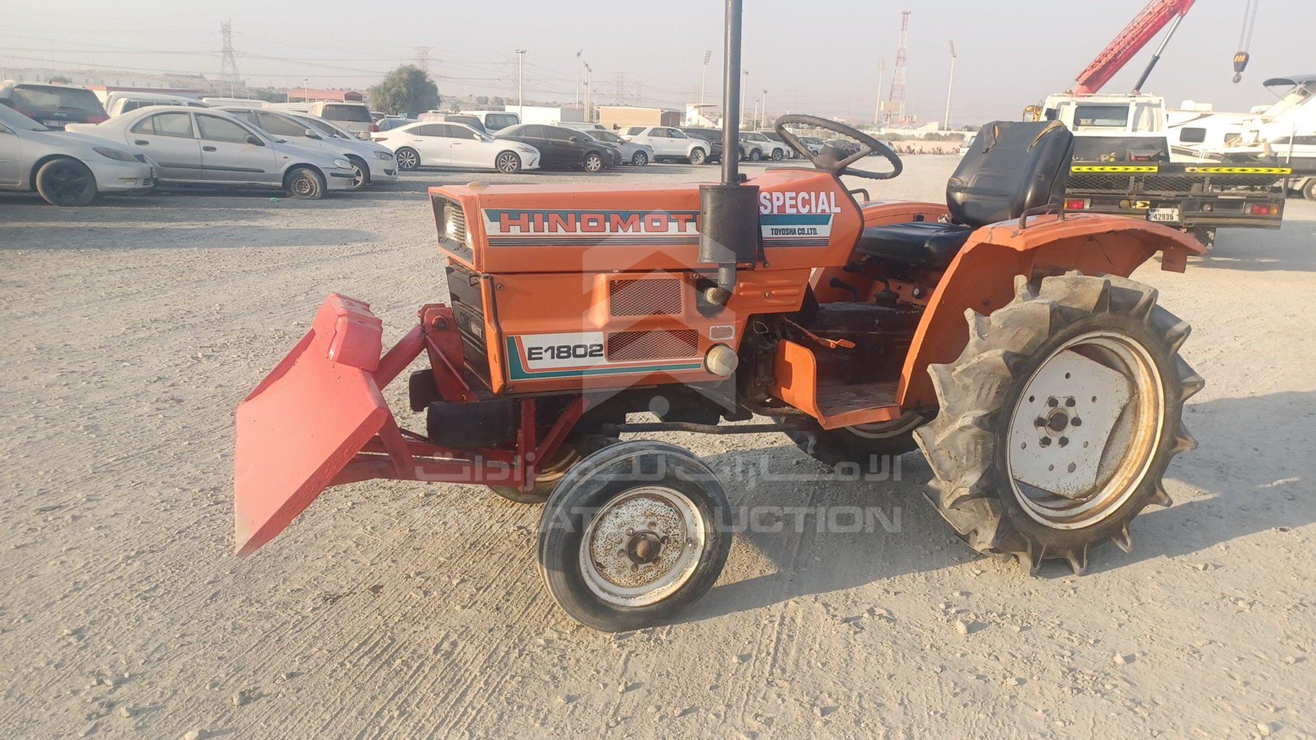 0 TRACTOR --- VIN: 180200115