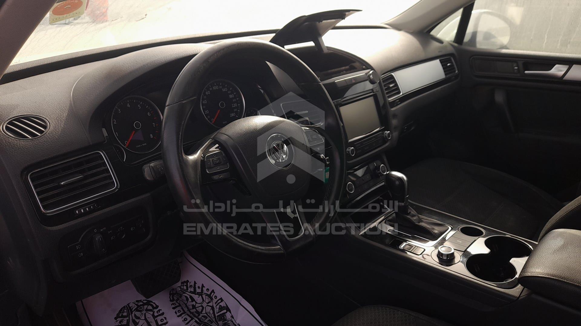 2013 VOLKSWAGEN TOUAREG VIN: WVGBC2BP7DD000304