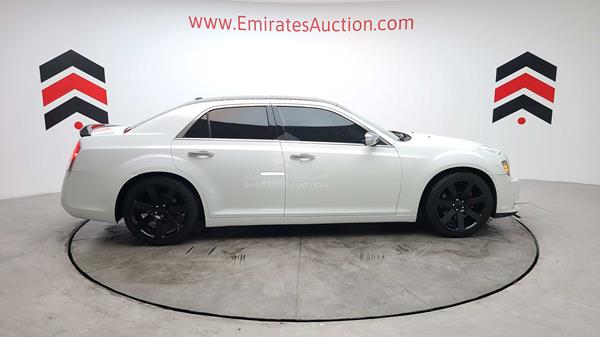 Chrysler 300 2014 2C3CCAAG4EH326882 Image 37
