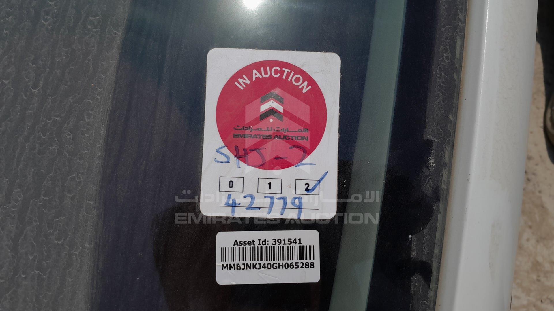 2016 MITSUBISHI L 200 VIN: MMBJNKJ40GH065288