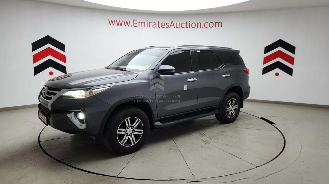 2020 Toyota Fortuner — Front Left Angle — Photo 7