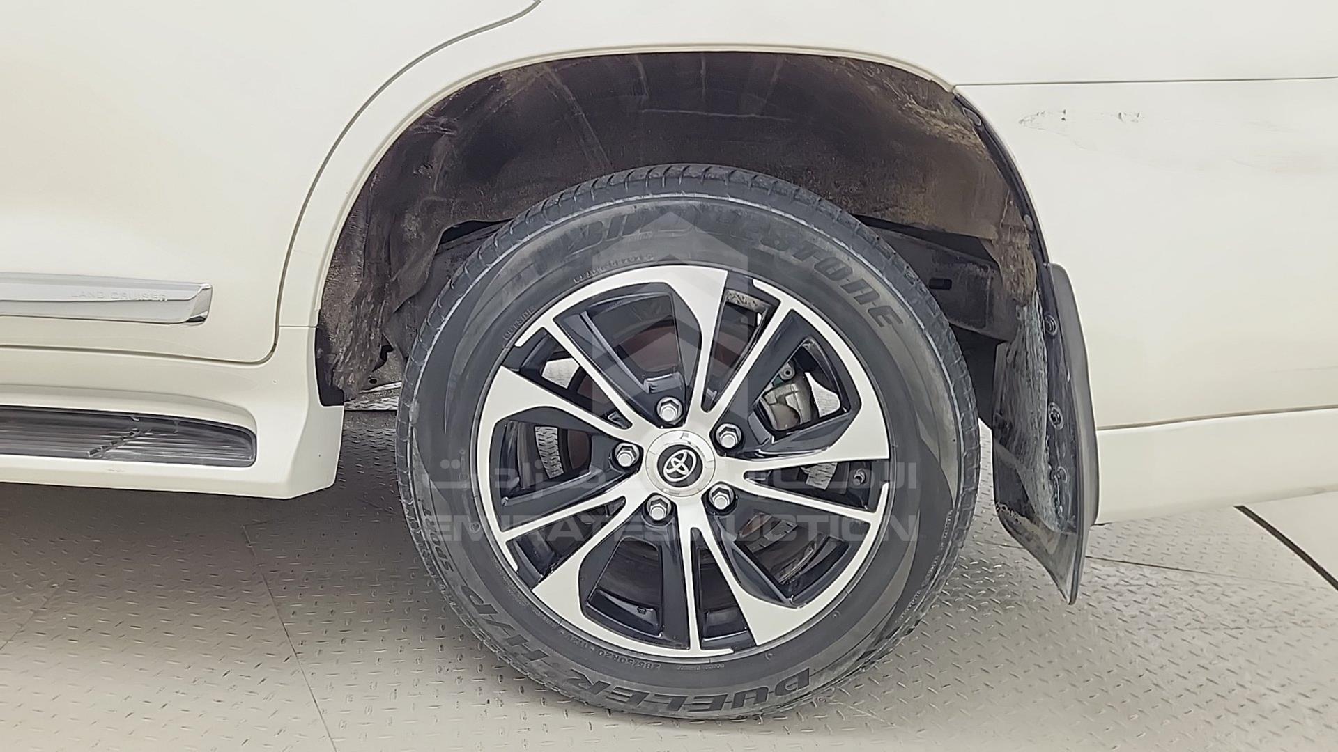 2021 TOYOTA LAND CRUISER VIN: JTMHX01J6M4225253