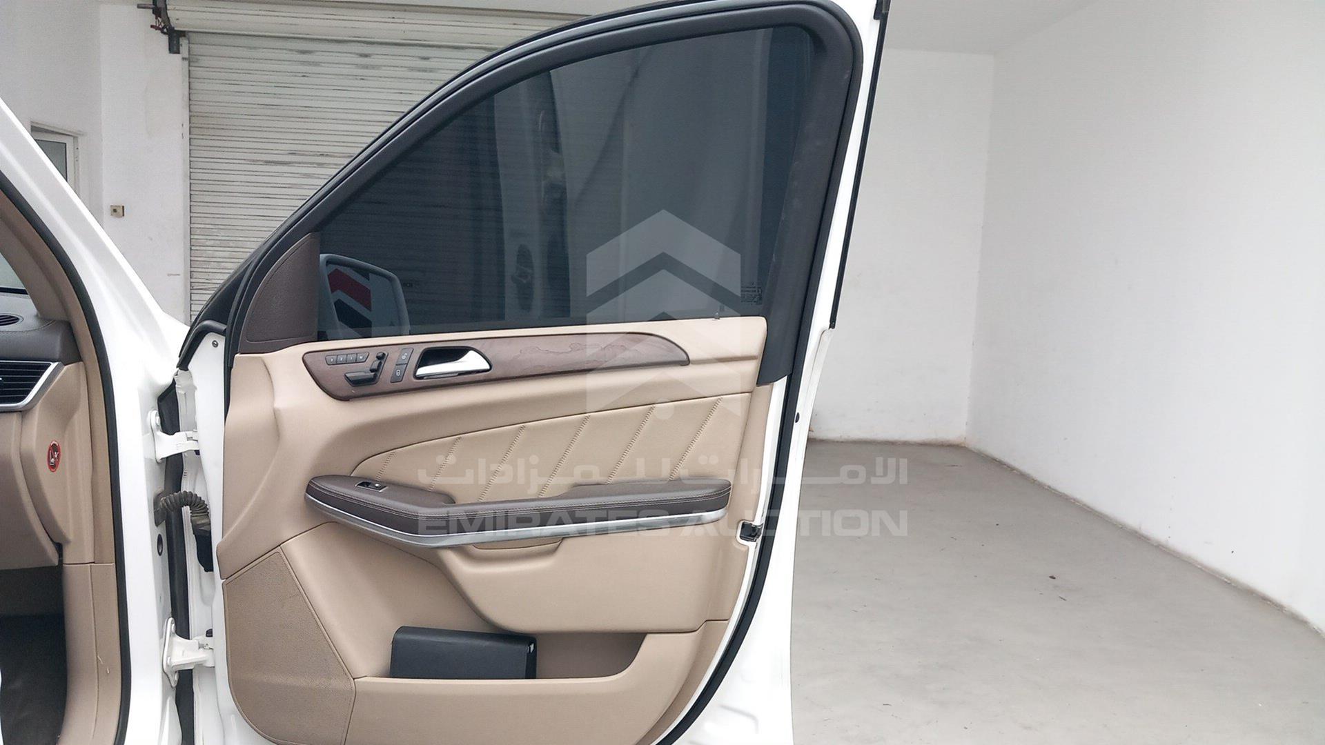 2015 MERCEDES GL 500 VIN: WDCDF7DE4FA480040