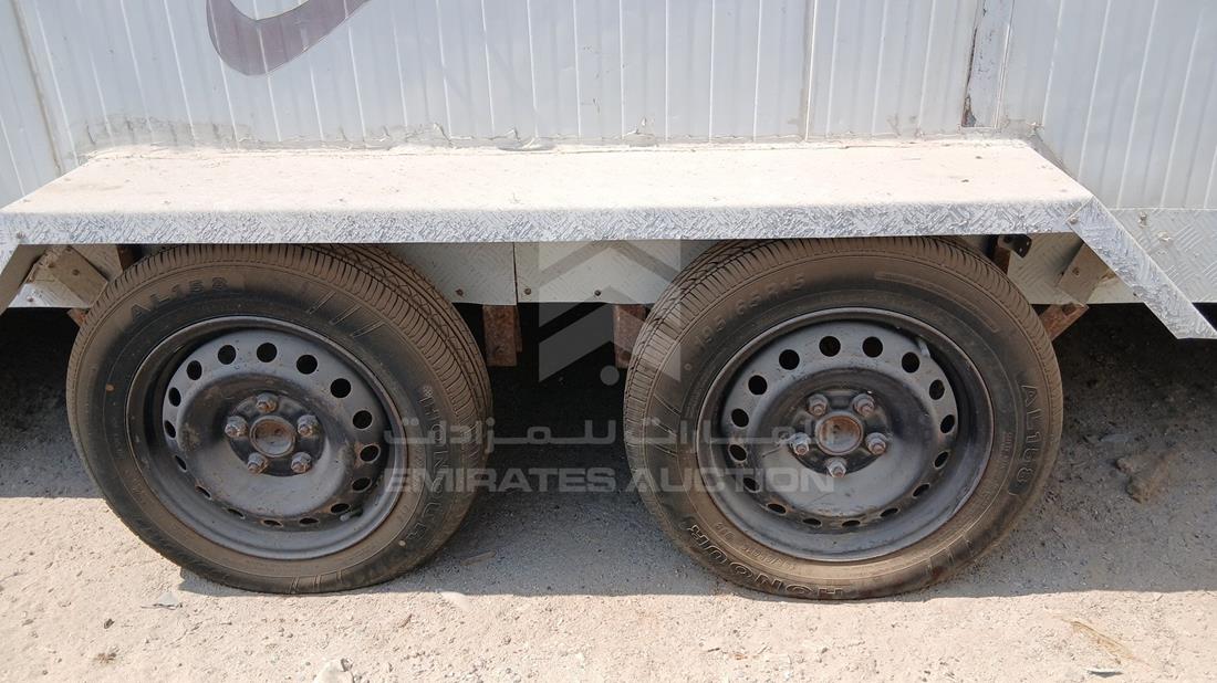 Trailer Caravan - Scrap without document — Rear Right Tyre — Photo 13