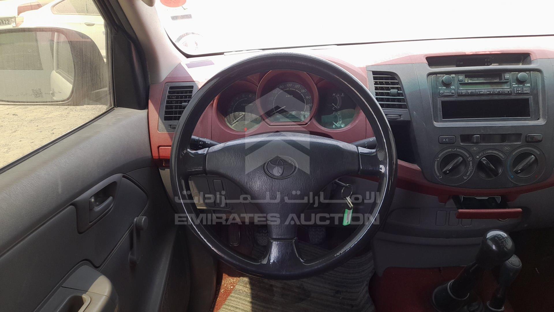 2010 TOYOTA HILUX VIN: MR0FX22G0A1035615
