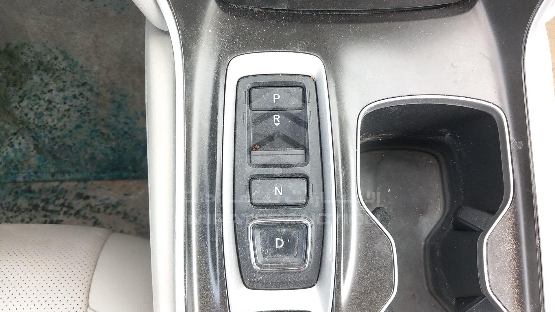 2018 HONDA ACCORD VIN: 1HGCV2638JA600306