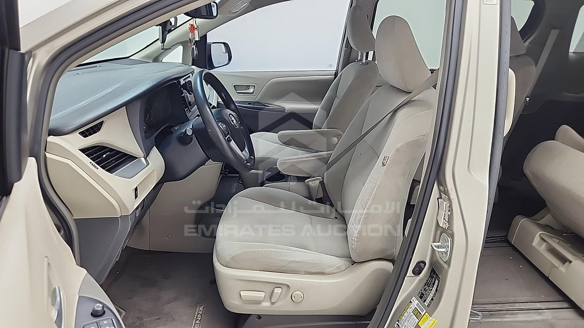 2015 TOYOTA SIENNA VIN: 5TDJK3DC1FS094786