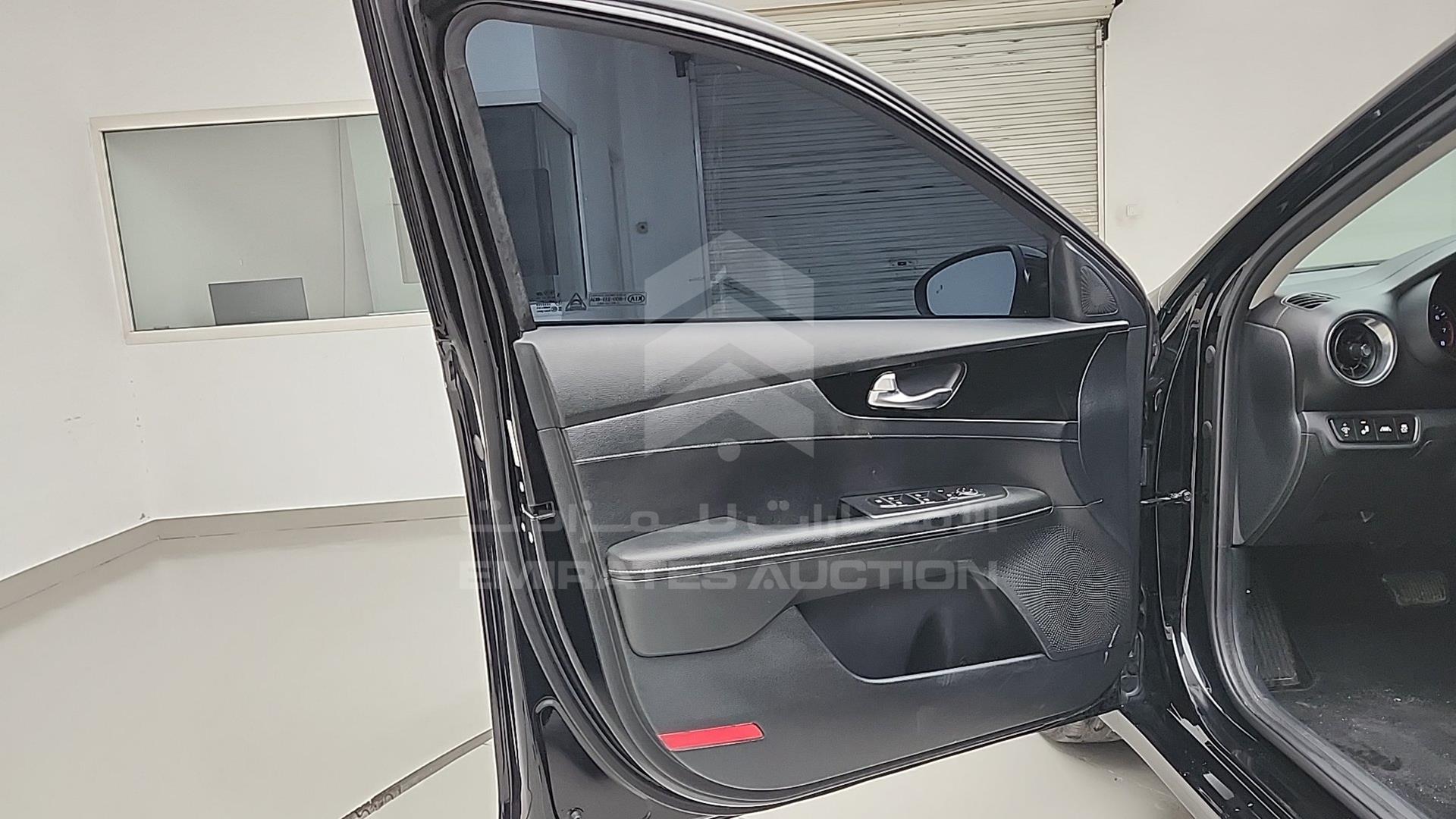 2019 KIA FORTE VIN: 3KPF54AD4KE095838