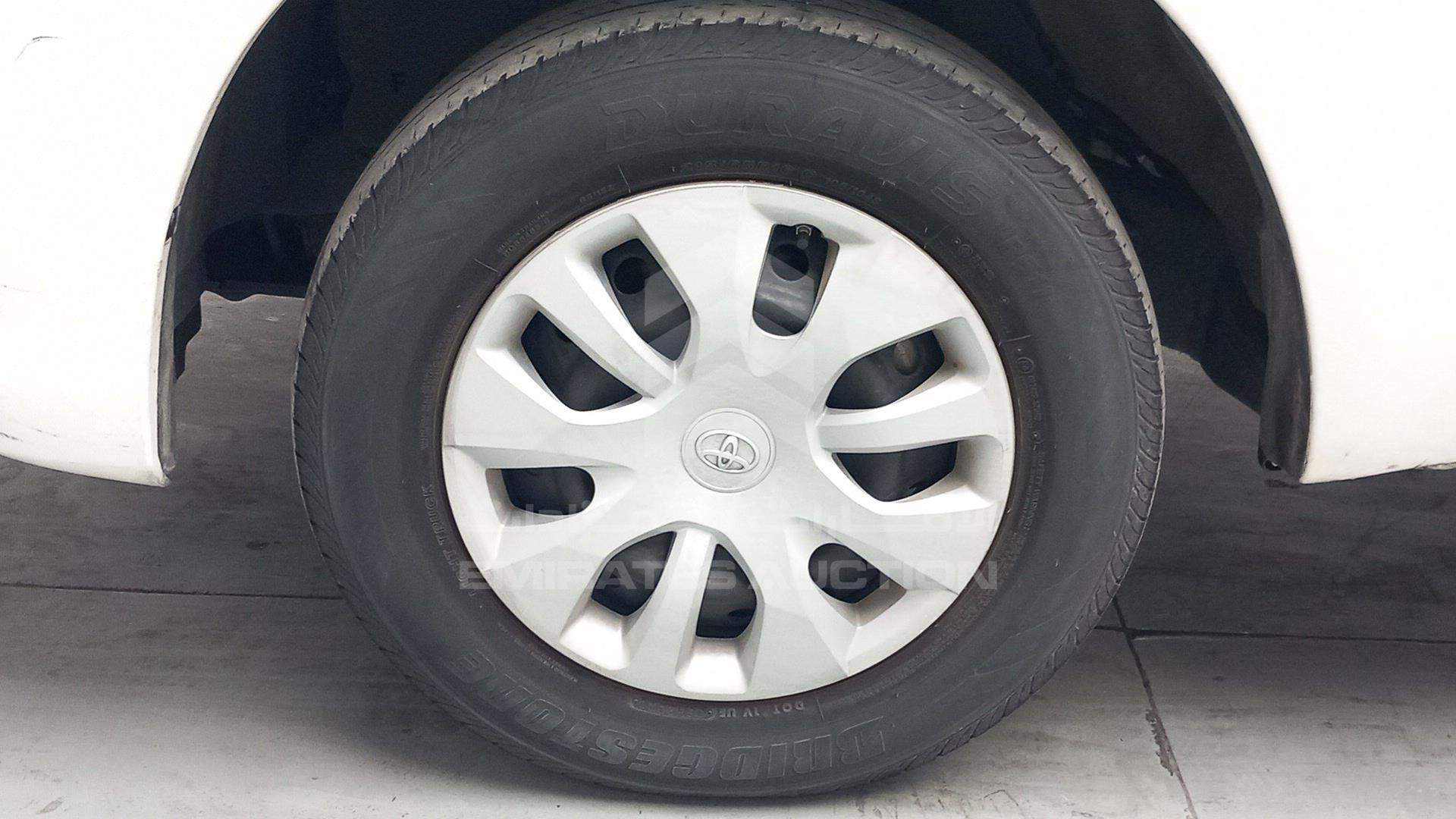 2019 TOYOTA HILUX VIN: MR0JX9CD8K4200219
