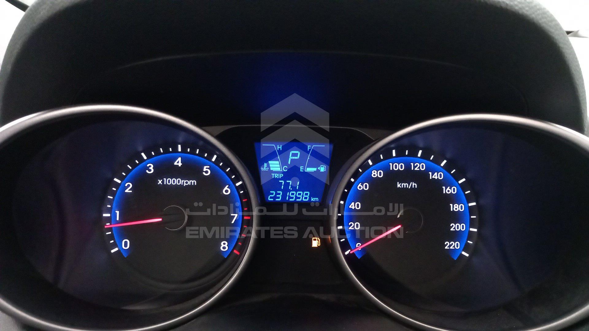 2015 HYUNDAI TUCSON VIN: KMHJT81E0FU045036