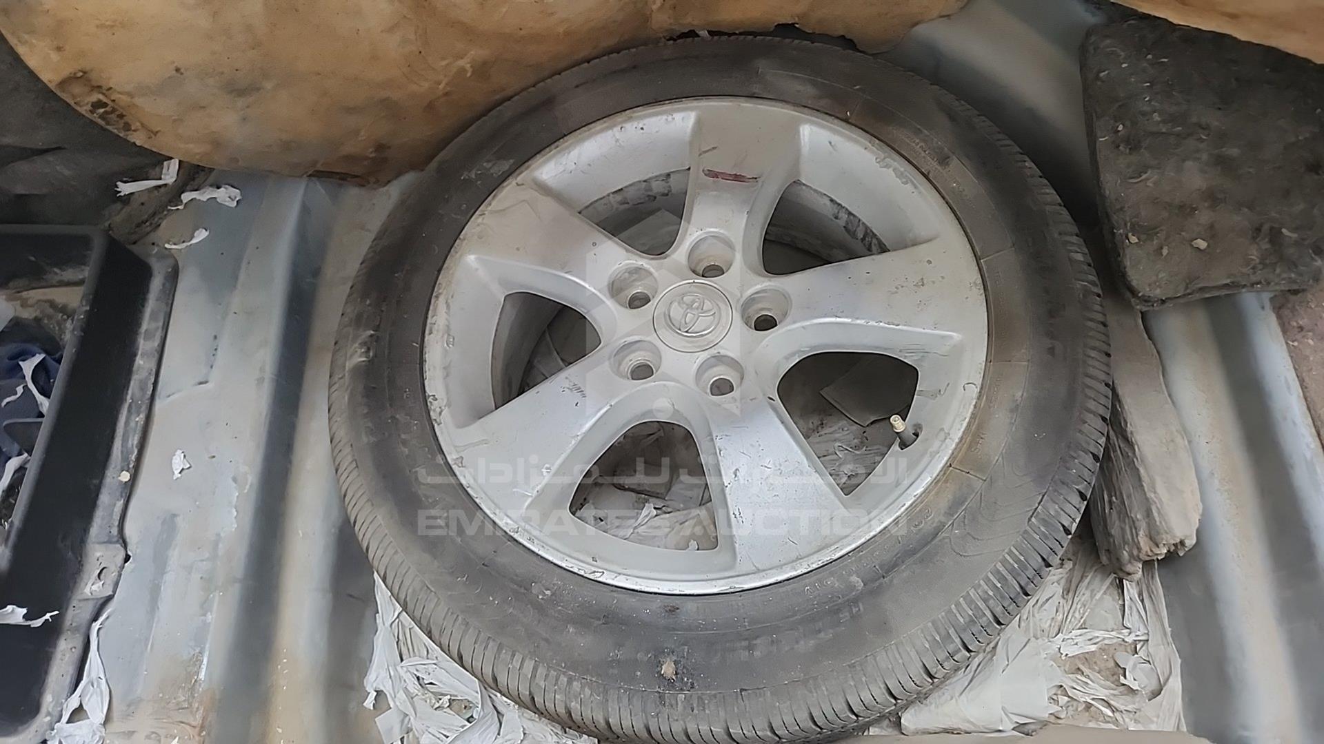 2005 TOYOTA CAMRY VIN: 4T1BE30KX5U567728