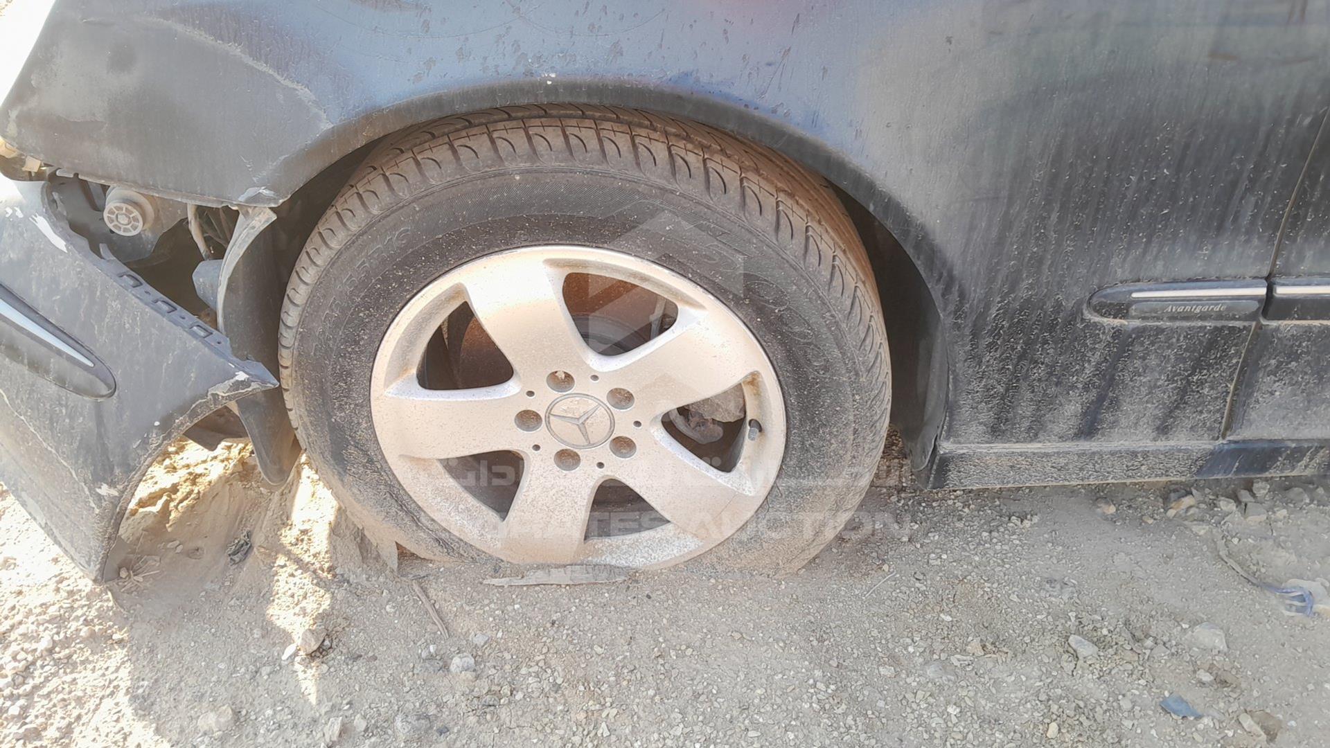 0 MERCEDES --- VIN: WDB2110651A659126