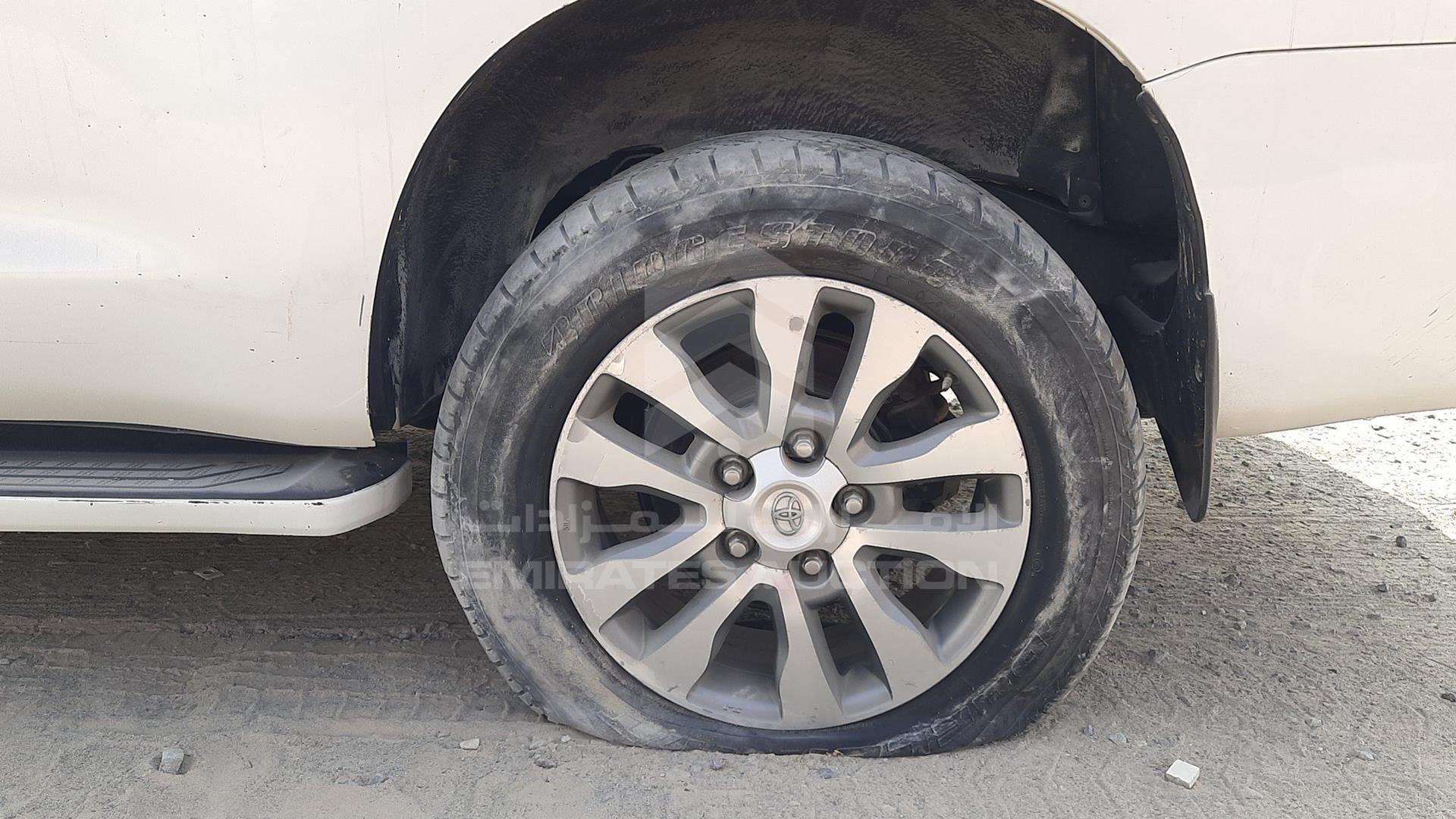 2010 TOYOTA SEQUOIA VIN: 5TDBY68A7AS031648