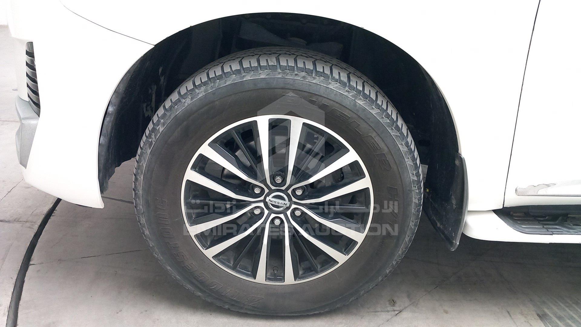 2011 NISSAN PATROL VIN: JN8AY25YXB9013588