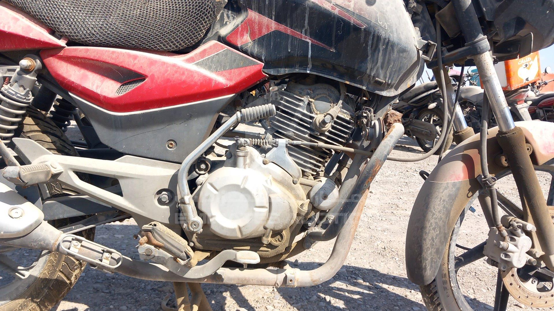 2015 BAJAJ 150 CC VIN: MD2A11CZ5FWF45423
