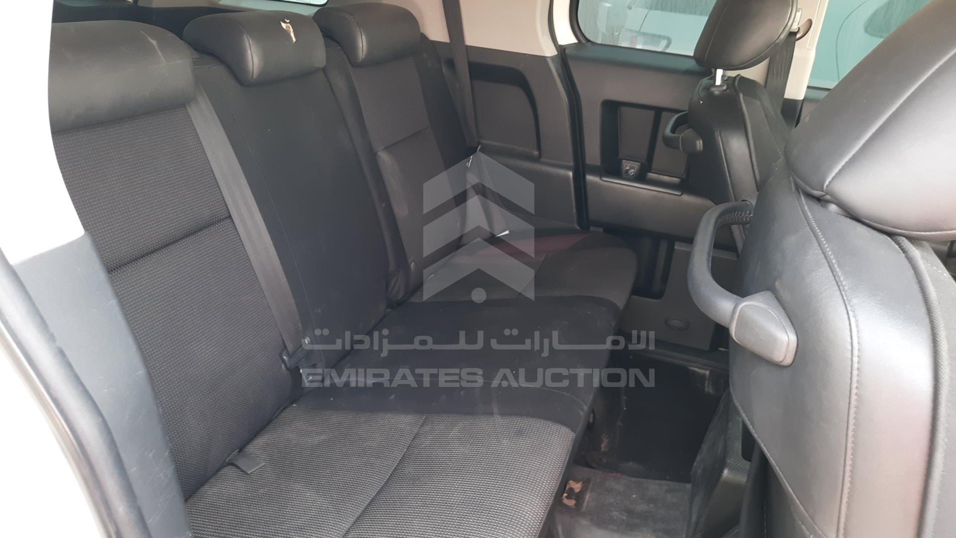 2013 TOYOTA FJ CRUISER VIN: JTEBU11FXDK171639