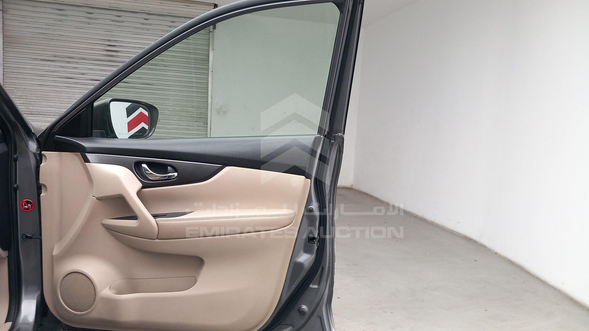 2015 NISSAN X-TRAIL VIN: JN1BT2MN0FW001014