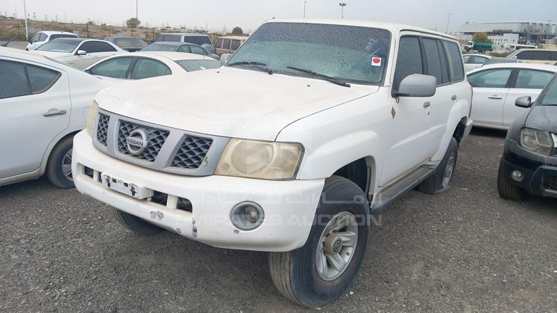 JN8FY15Y48X562059 Auction: EmiratesAuction Lot: 414843 JN8FY15Y48X562059 Nissan Patrol 2008 WHITE Photo 6