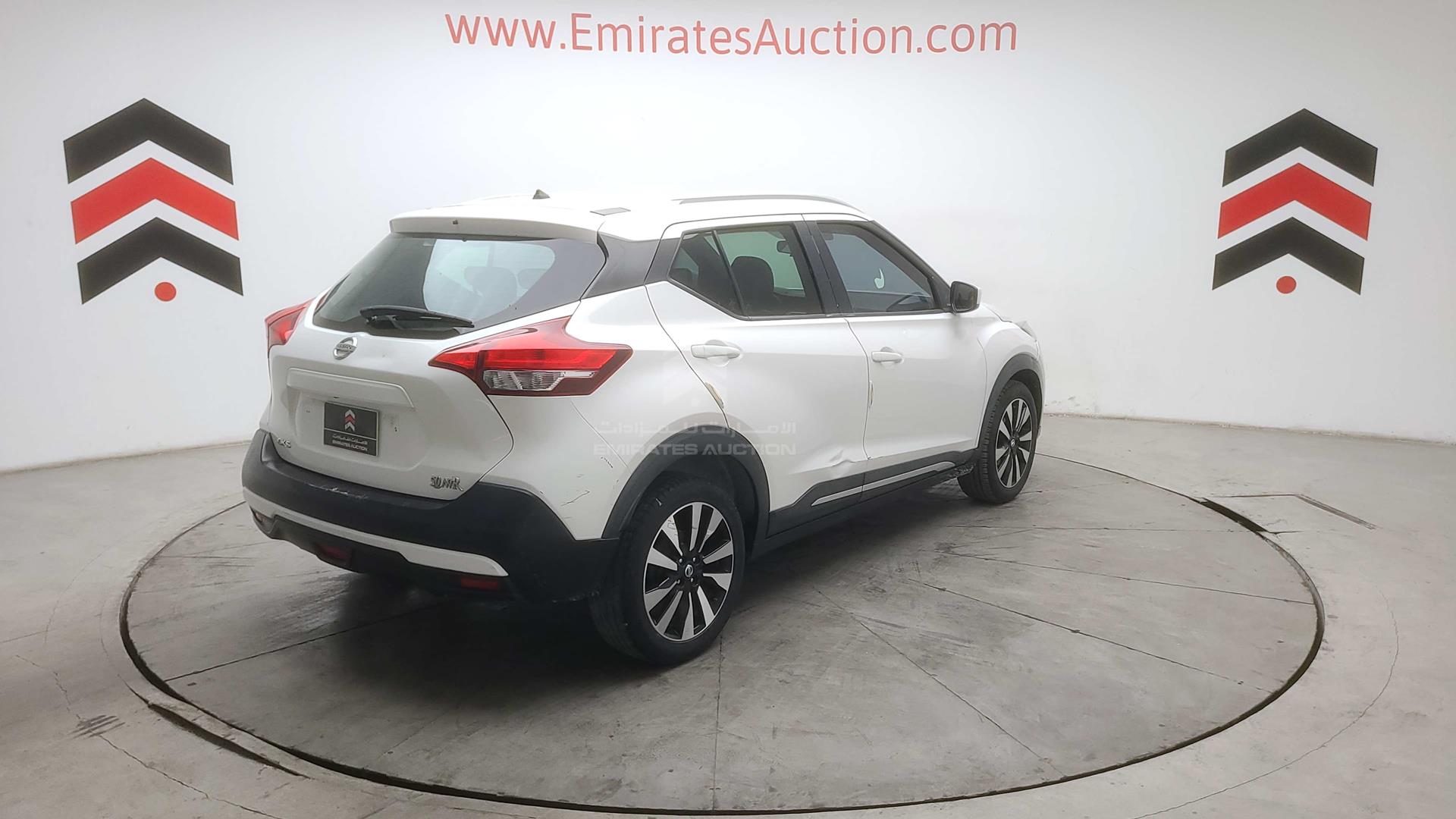 2018 NISSAN KICKS VIN: 3N1CP5C90JL484114
