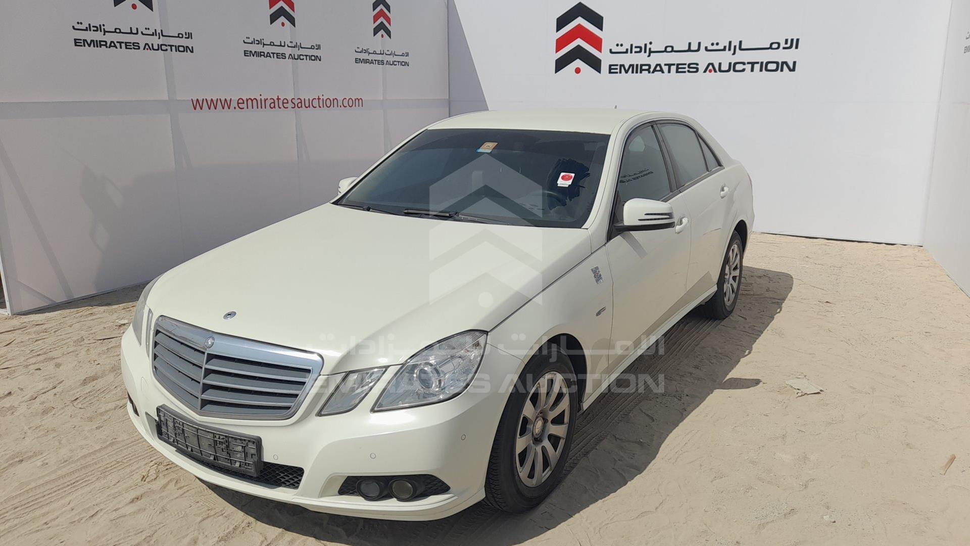 2011 MERCEDES E 200 VIN: WDDHF4JB3BA411954