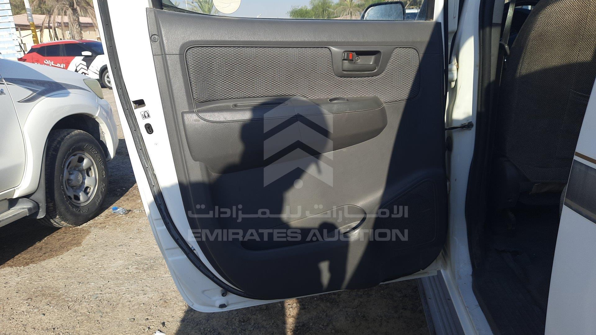 MR0FR22G3F0739265 - 2015 Toyota Hilux - #379000