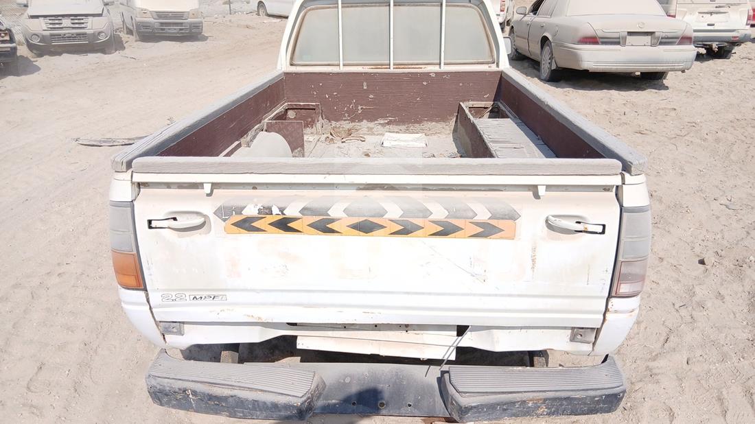 2000 Isuzu KB — Trunk Interior View — Photo 19