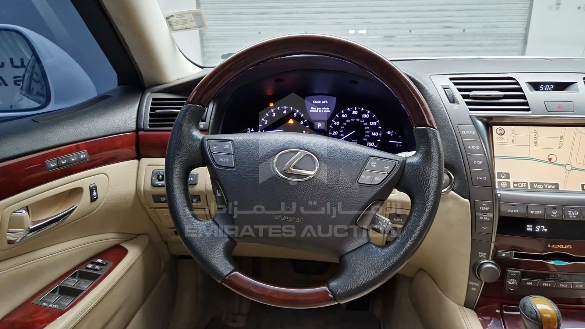 2009 LEXUS LS 460 VIN: JTHBL46F195089501